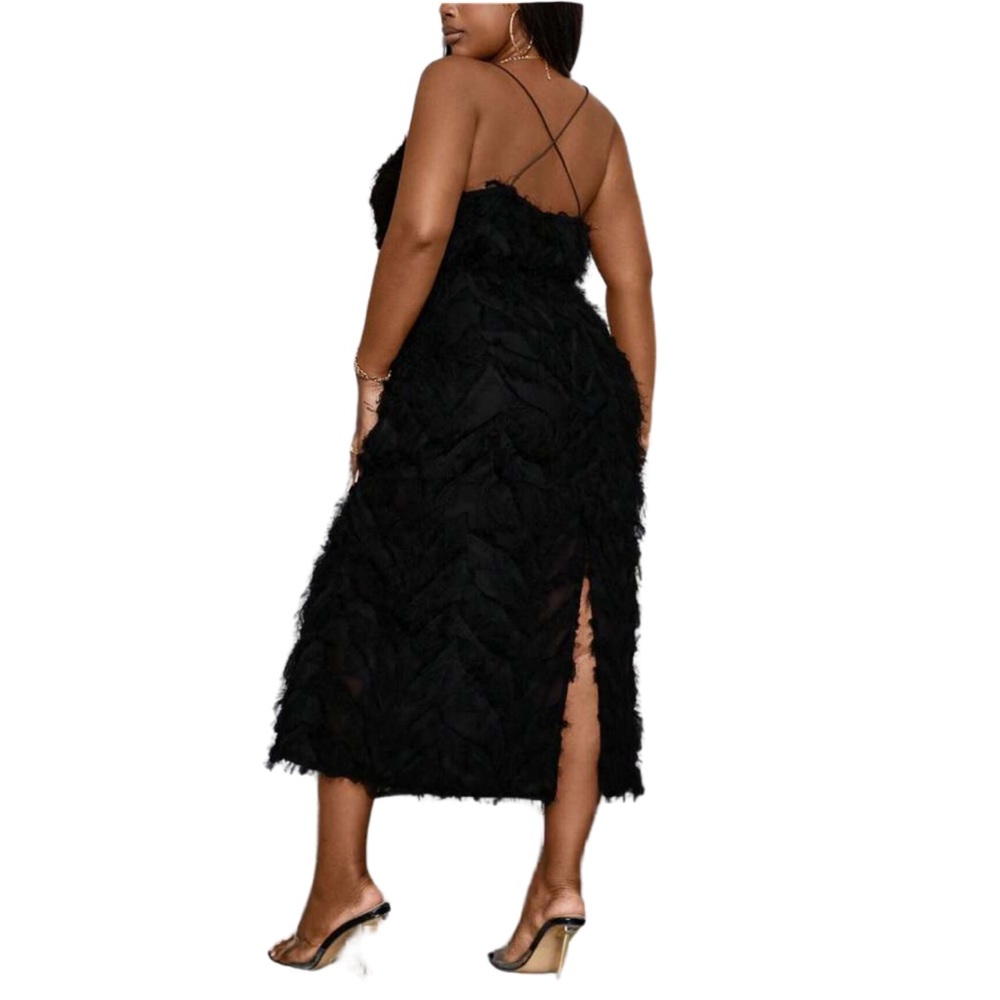🌻
 PLUS Fringe Dress 🖤 - Picture 2 of 6